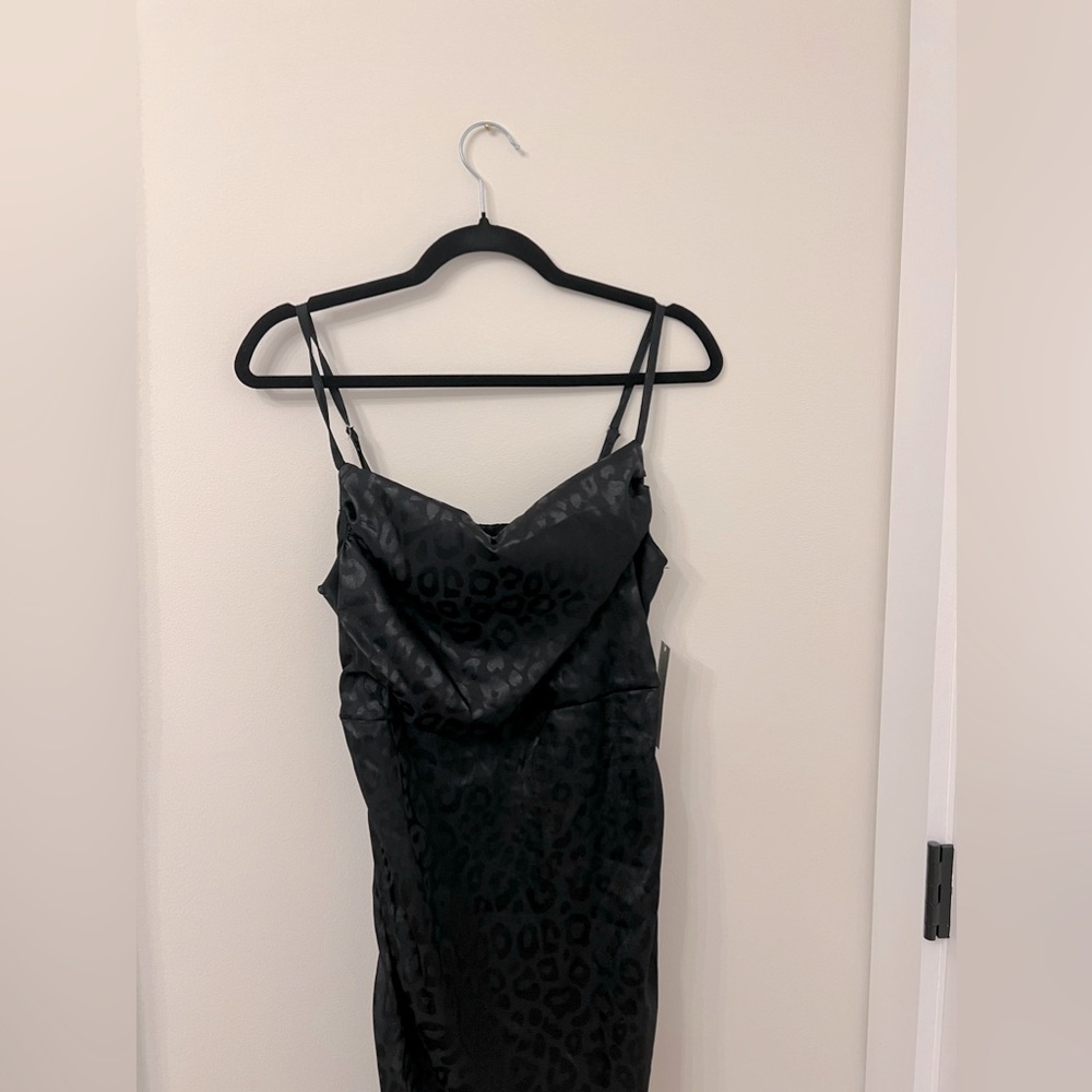 LITTLE BLACK DRESS